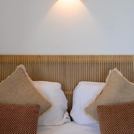 קולוניה סנט ג'ורדי Beachfront Holiday Apartment Lotja 7 - Grupo Berna מראה חיצוני תמונה